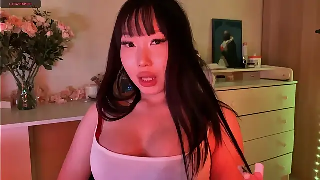 Snapshot of whispersofdarsy chatting on 02-18-26, 07:32 whispersofdarsy online show from 02-18-26, 07:32