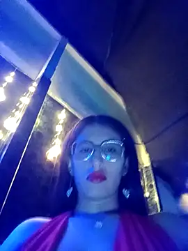 Esperanza  hot online show from 04-24-26, 07:10