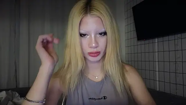 Snapshot of qualitybab chatting on 02-15-26, 09:58 qualitybab online show from 02-15-26, 09:58