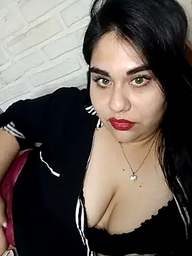 Snapshot of Sol_luvv chatting on 02-20-26, 06:26 Sol luvv online show from 02-20-26, 06:26