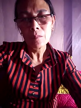 Snapshot of toyo_668 chatting on 03-22-26, 12:40 toyo 668 online show from 03-22-26, 12:40