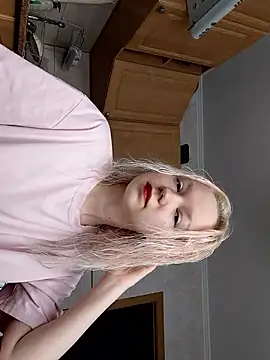 BabyyDolll  online show from 02-12-26, 11:59