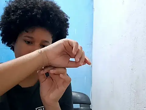 Snapshot of MadelynStamant chatting on 03-04-26, 12:13 MadelynStamant online show from 03-04-26, 12:13