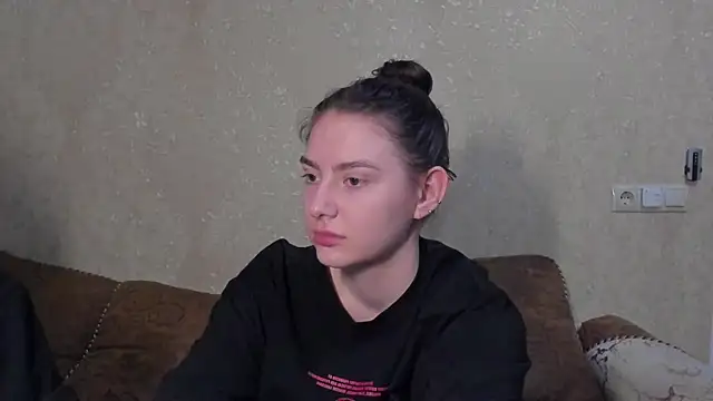 Snapshot of love_lina_muuur chatting on 02-23-26, 03:34 love lina muuur online show from 02-23-26, 03:34