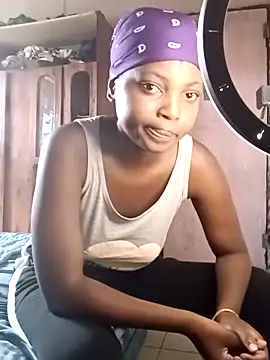 madgirl25 online show from 02-25-26, 11:54