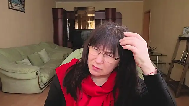 Snapshot of Tori_Twirl chatting on 02-26-26, 07:41 Tori Twirl online show from 02-26-26, 07:41