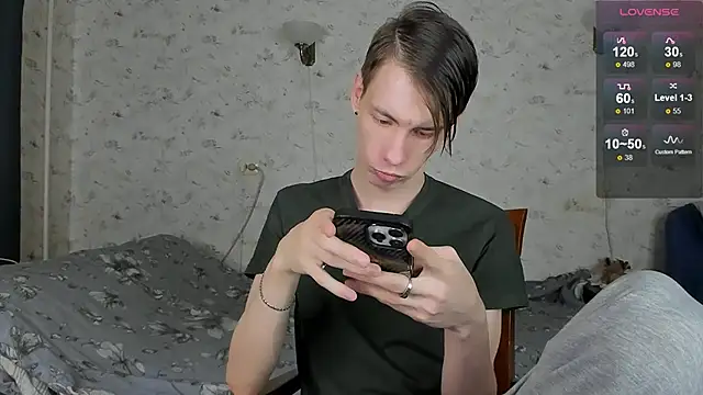 Snapshot of Erick_Wilson chatting on 04-18-26, 11:12 Erick Wilson online show from 04-18-26, 11:12