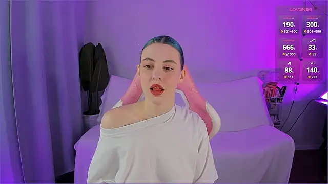 AdeleBabyGirl online show from 03-12-26, 04:18