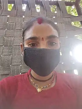Snapshot of Seenu---Thakur chatting on 06-28-26, 04:19 Seenu---Thakur online show from 06-28-26, 04:19