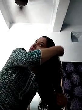 Anushka Singh0 online show from 04-25-26, 07:44