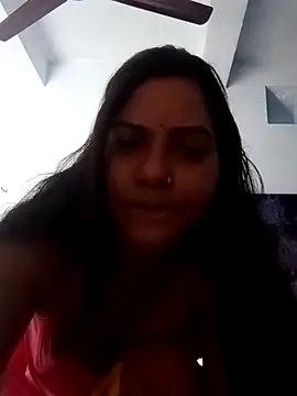 Snapshot of Anushka_Singh0 chatting on 02-22-26, 12:18 Anushka Singh0 online show from 02-22-26, 12:18