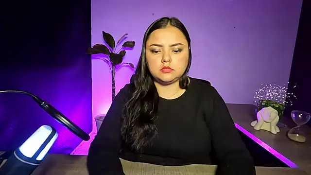 AzaraOnyx online show from 05-22-26, 03:32