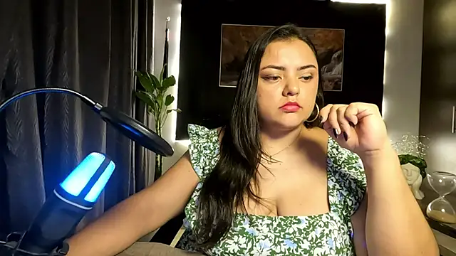 AzaraOnyx online show from 05-29-26, 04:02