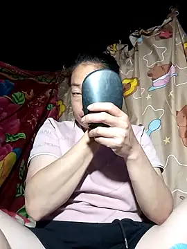 Susuu5790 online show from 04-12-26, 08:45