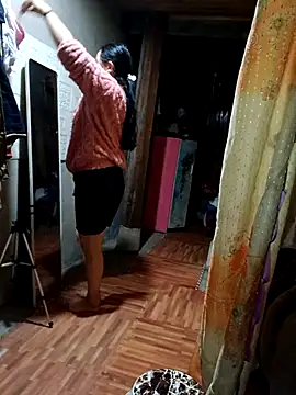 Snapshot of nelina_12345 chatting on 02-20-26, 10:33 nelina 12345 online show from 02-20-26, 10:33