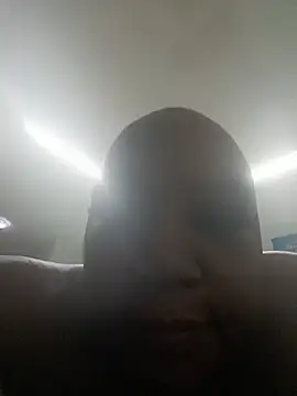 Snapshot of Queenxxxjesy chatting on 06-19-26, 03:45 Queenxxxjesy online show from 06-19-26, 03:45