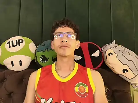 Snapshot of skinny_jean_ chatting on 02-23-26, 08:09 skinny jean online show from 02-23-26, 08:09