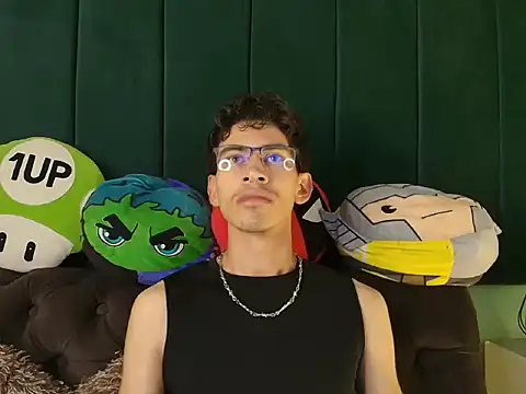 Snapshot of skinny_jean_ chatting on 02-24-26, 07:26 skinny jean online show from 02-24-26, 07:26