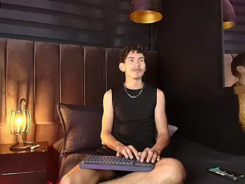 skinny jean  online show from 03-05-26, 11:21