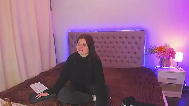 AmandaHoppe online show from 05-03-26, 05:01