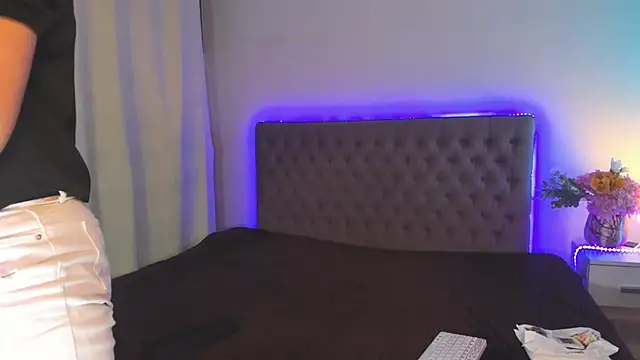 AmandaHoppe online show from 07-06-26, 04:19
