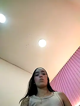 LolaWhite online show from 03-18-26, 07:33