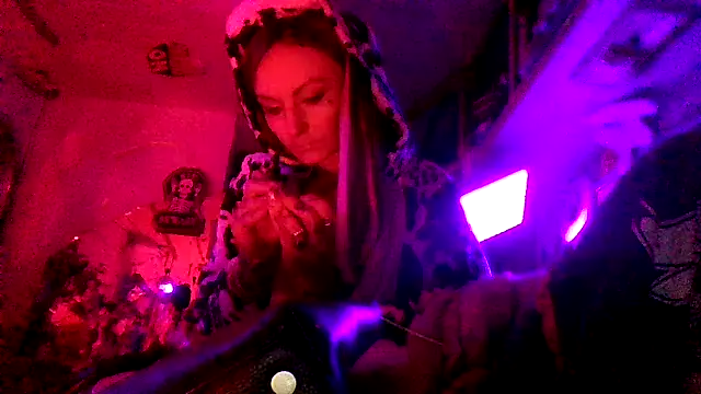 issyamazin online show from 03-01-26, 06:35