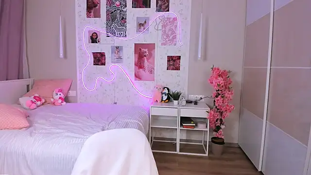 Ella Lane online show from 03-02-26, 05:08