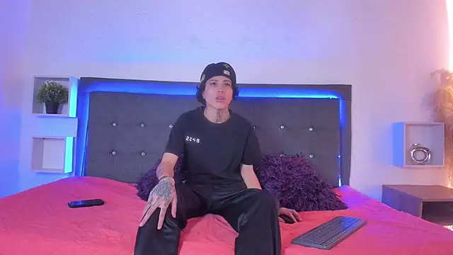 Ale cuzz online show from 03-18-26, 03:03