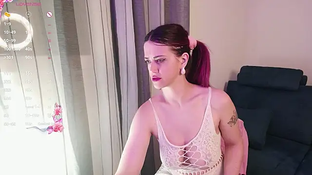 Alessia-Bloom online show from 05-30-26, 07:52