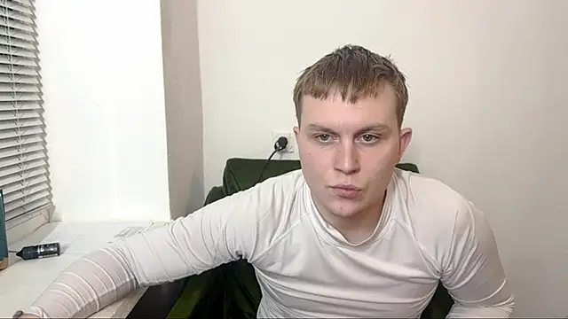 Snapshot of MrHeat_ chatting on 02-13-26, 09:37 MrHeat online show from 02-13-26, 09:37