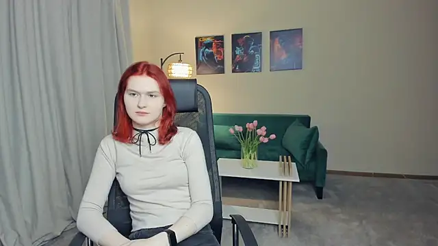 Snapshot of LinaMalech chatting on 02-14-26, 02:17 LinaMalech online show from 02-14-26, 02:17