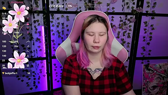 Snapshot of kitsune_little chatting on 02-27-26, 06:41 kitsune little online show from 02-27-26, 06:41