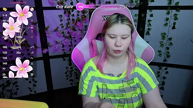 Snapshot of kitsune_little chatting on 05-01-26, 09:42 kitsune little online show from 05-01-26, 09:42