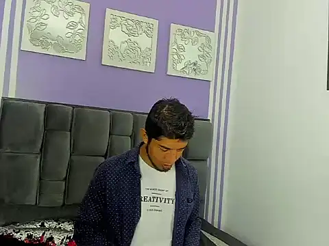 MAGGYE MAX online show from 03-09-26, 01:25