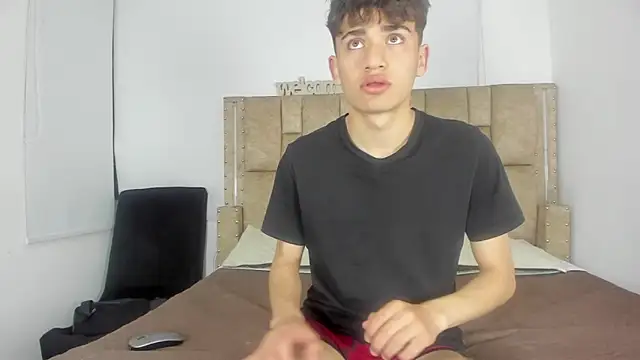 Noir Sebas online show from 03-18-26, 03:09