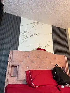 Lucyfer fire online show from 03-06-26, 11:16