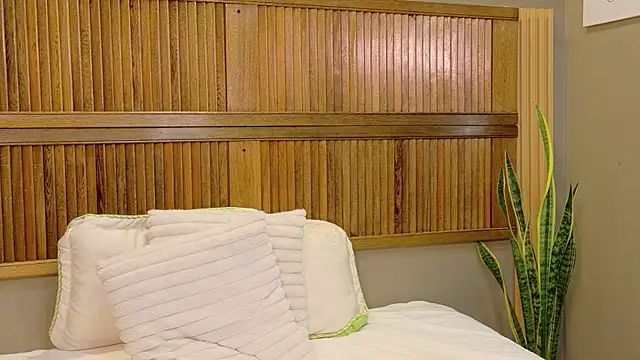 kaiawhite online show from 07-12-26, 12:33