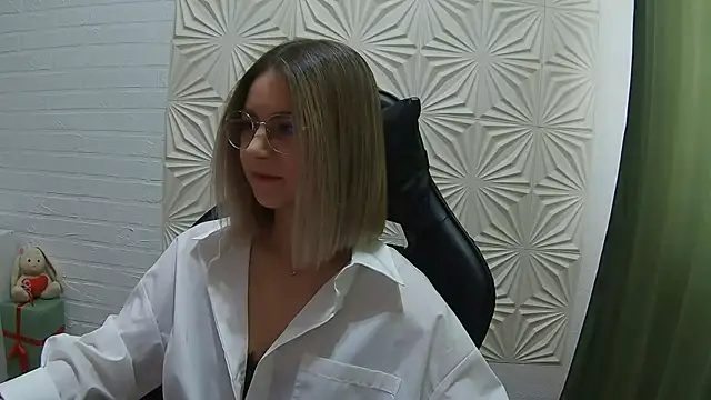 IceMayes online show from 02-23-26, 07:42