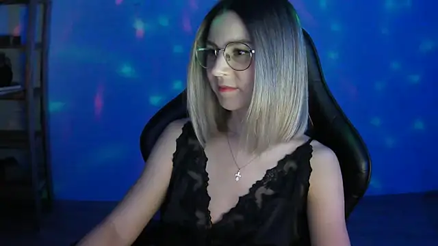 IceMayes online show from 04-17-26, 06:00