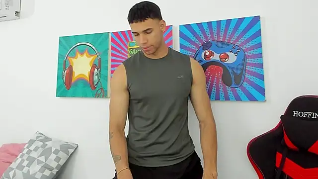 Thomas walker14 online show from 04-18-26, 01:24