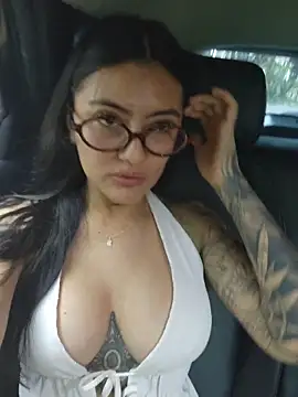 Snapshot of Roma_xxx chatting on 02-21-26, 02:52 Roma xxx online show from 02-21-26, 02:52