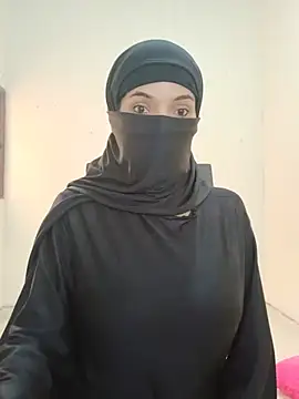 aminaa  online show from 07-16-26, 12:46