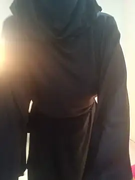 aminaa  online show from 07-15-26, 09:33