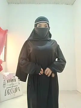 aminaa  online show from 07-02-26, 07:09