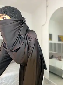 Snapshot of aminaa_ chatting on 02-16-26, 06:50 aminaa online show from 02-16-26, 06:50