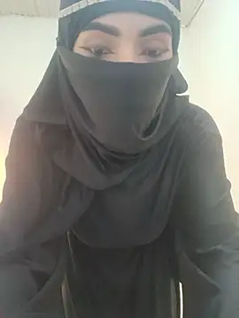 aminaa  online show from 06-29-26, 07:35
