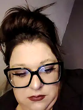 Snapshot of Sexylaursstern30 chatting on 02-13-26, 04:40 Sexylaursstern30 online show from 02-13-26, 04:40