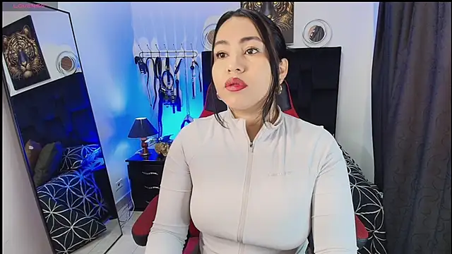 Liu wen  online show from 04-13-26, 12:31