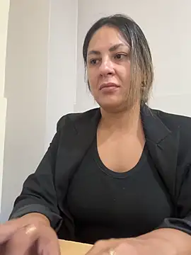 leona-david online show from 04-21-26, 12:45
